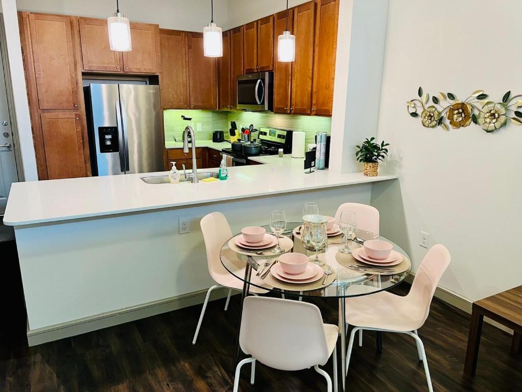 Downtown Apt Free Parking - Pool - Gym - Fully Kitchen Houston Exteriér fotografie